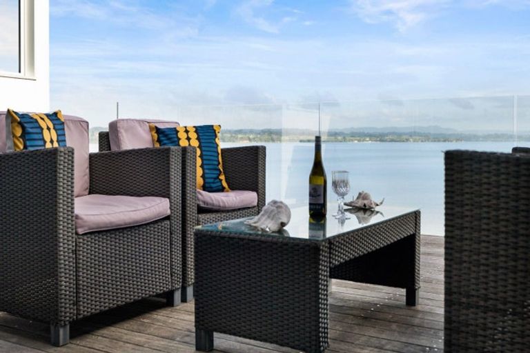 Photo of property in 109a Torkar Road, Clarks Beach, 2122