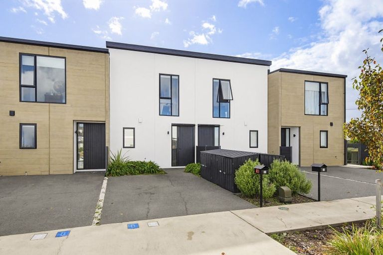 Photo of property in 69 Pipi Place, Levin, 5510