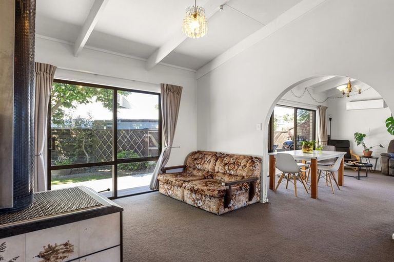 Photo of property in 21 James Cook Drive, Welcome Bay, Tauranga, 3112