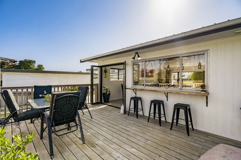 Photo of property in 13 Brandon Road, Manly, Whangaparaoa, 0930