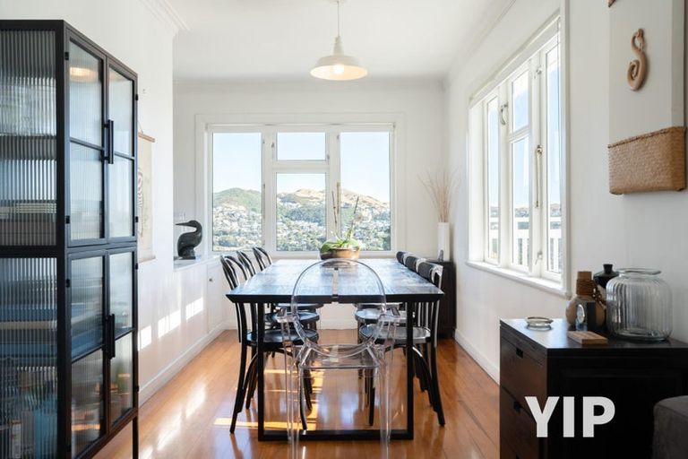 Photo of property in 33 Chesterton Street, Johnsonville, Wellington, 6037