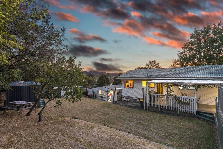 Photo of property in 46b Captain Scott Road, Glen Eden, Auckland, 0602