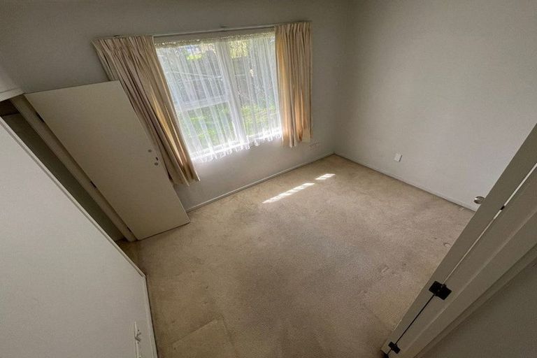 Photo of property in 44 Preston Avenue, Henderson, Auckland, 0610