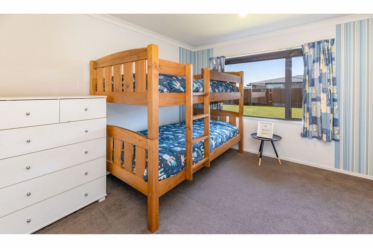 Photo of property in 20 Henley Close, Rolleston, 7614