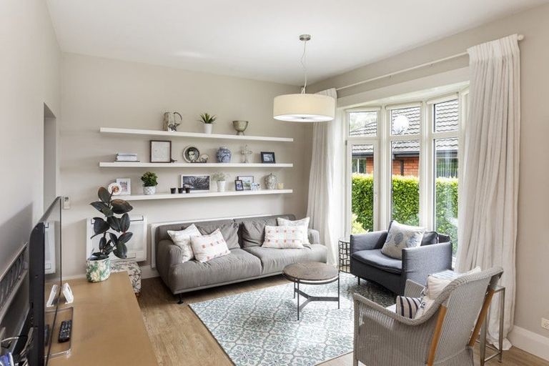 Photo of property in 34 Mays Road, St Albans, Christchurch, 8052