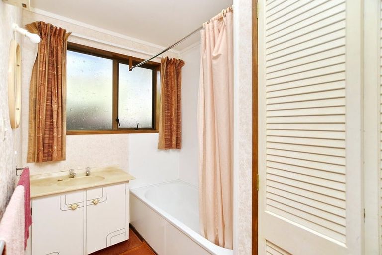 Photo of property in 40 Riverlaw Terrace, Saint Martins, Christchurch, 8022