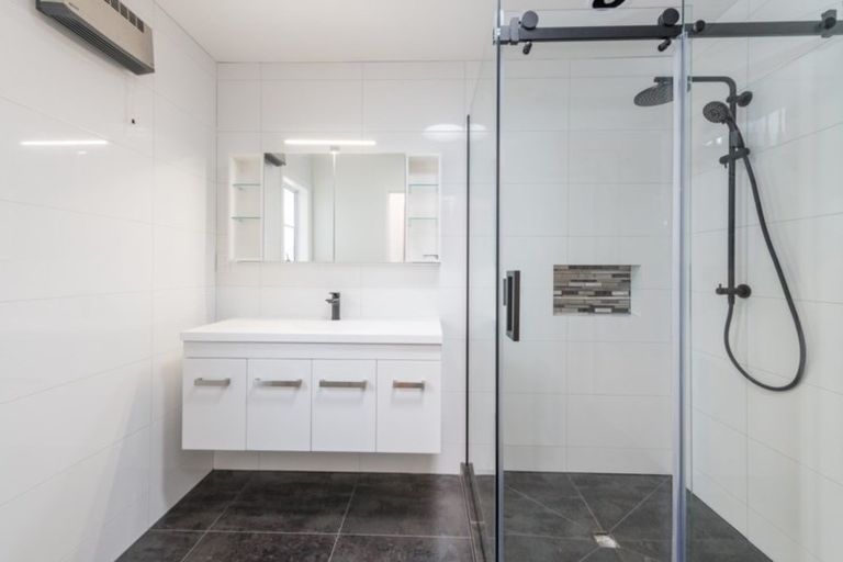 Photo of property in 27 Giblin Street, Richmond, 7020