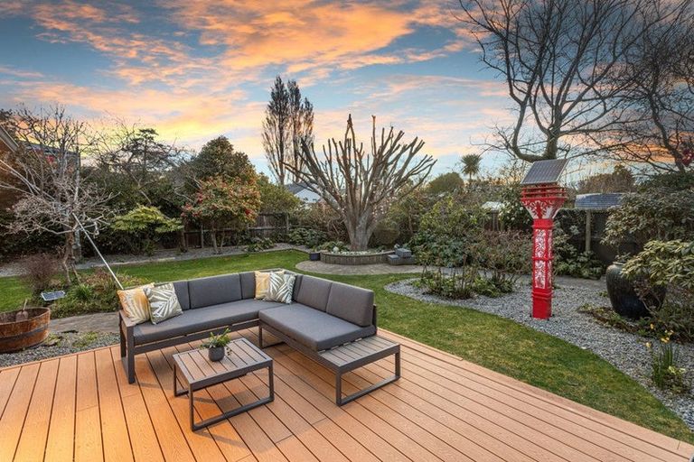 Photo of property in 53 Westburn Terrace, Burnside, Christchurch, 8041