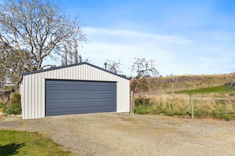 Photo of property in 43 Doug Ledgerwood Drive, Wanaka, 9305
