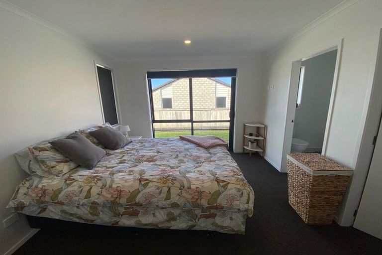 Photo of property in 41 Bert Wall Drive, Omokoroa, 3114