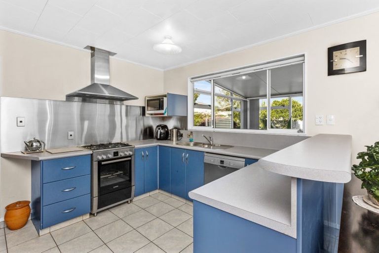 Photo of property in 35 Murphy Road, Taradale, Napier, 4112