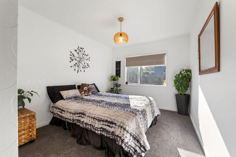 Photo of property in 20 Patterson Road, Hurworth, New Plymouth, 4371