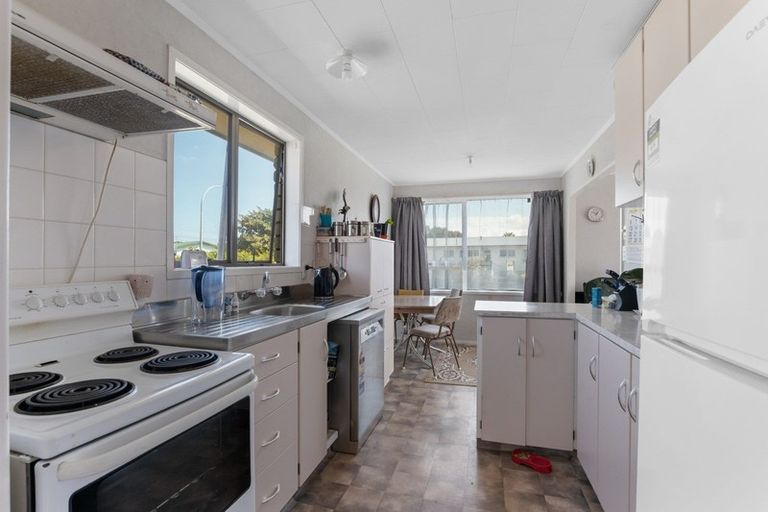 Photo of property in 4 Totara Crescent, Hawera, 4610