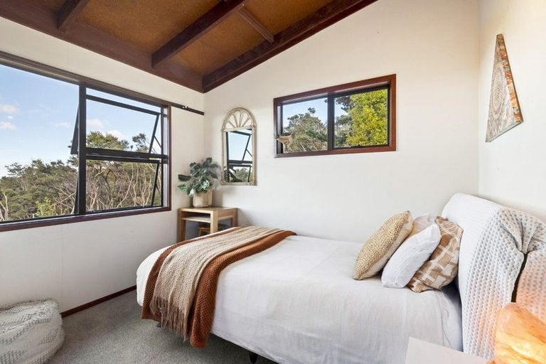 Photo of property in 417 Paremoremo Road, Paremoremo, Auckland, 0632