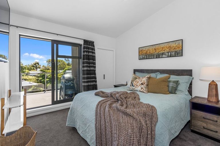 Photo of property in 19 Abbotts Place, Avonhead, Christchurch, 8042