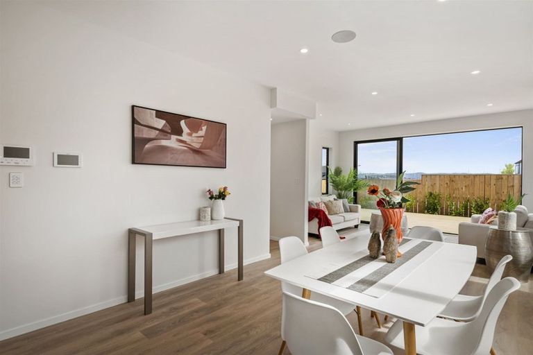 Photo of property in 15 Ocean Breeze Avenue, Hobsonville, Auckland, 0616