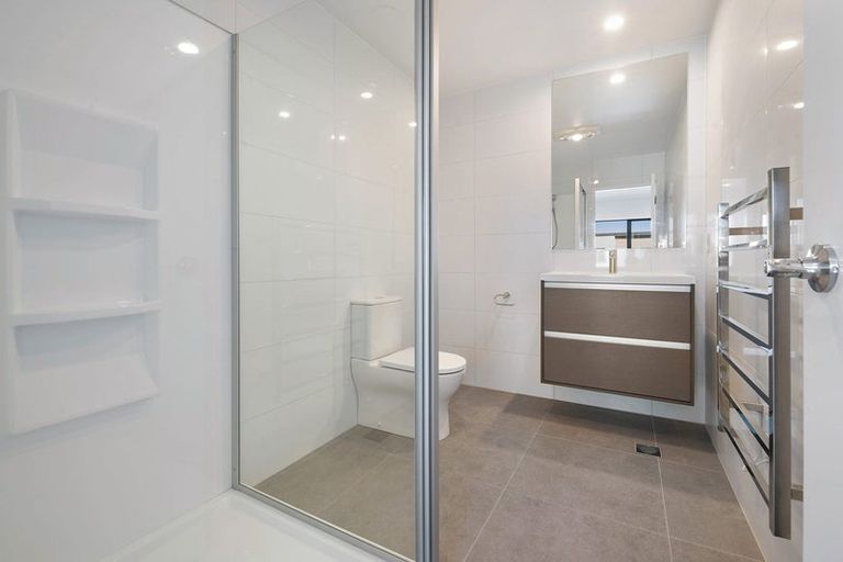 Photo of property in 8 Huru Road, Flat Bush, Auckland, 2019