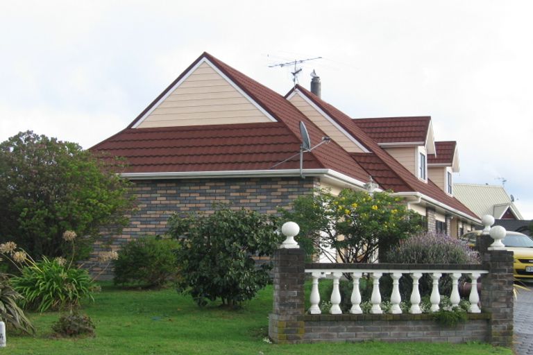 Photo of property in 7 Oakwood Grove, Paraparaumu Beach, Paraparaumu, 5032