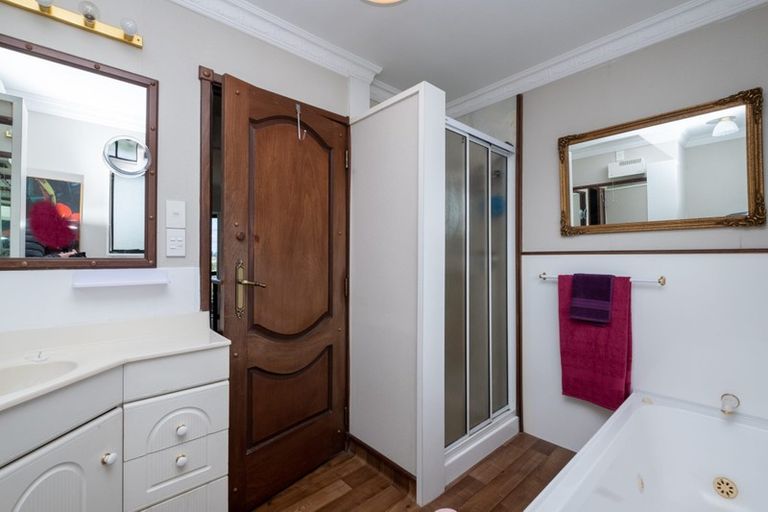 Photo of property in 39 Cordelia Street, Stratford, 4332