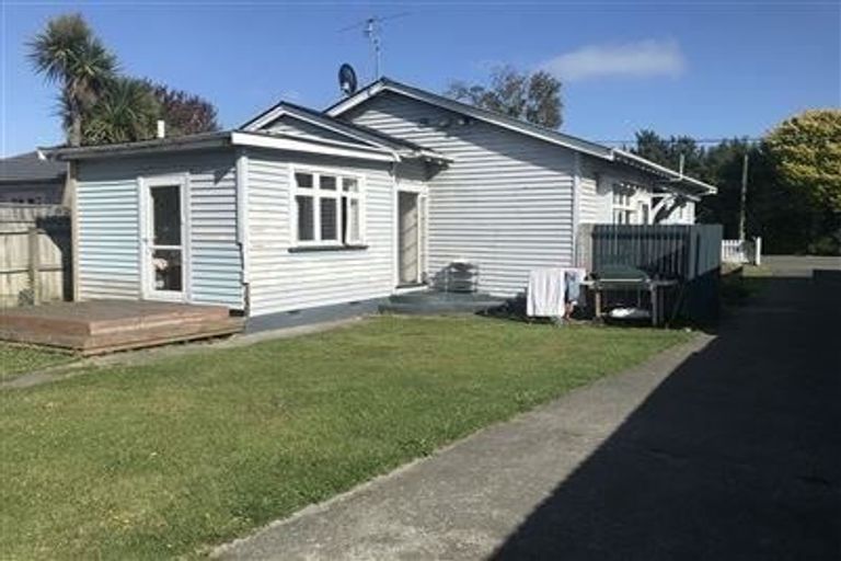 Photo of property in 142 Neville Street, Spreydon, Christchurch, 8024