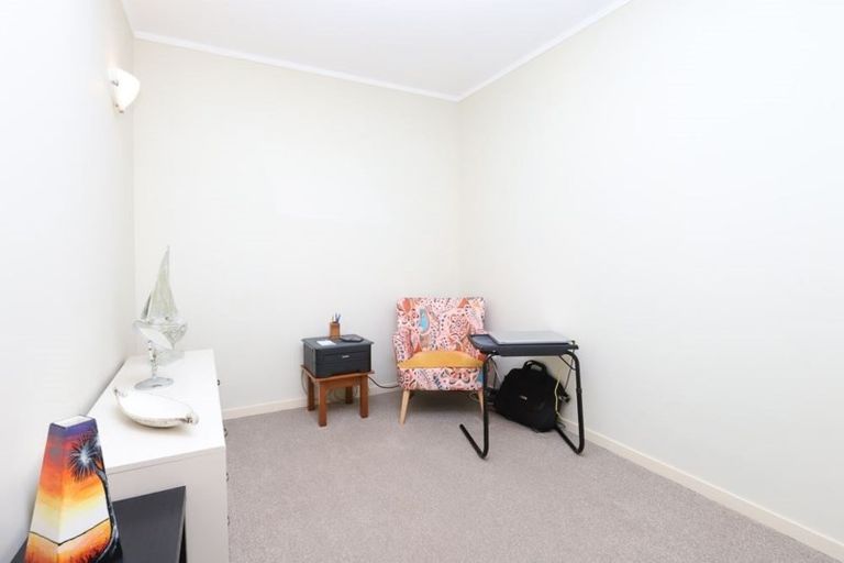 Photo of property in 10 Mcnicol Street, Fairfield, Hamilton, 3214