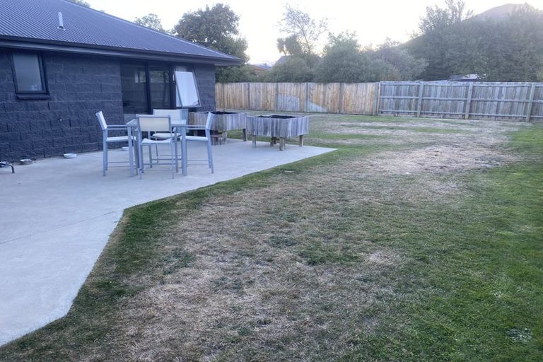 Photo of property in 9 Teal Place, Lake Hawea, Wanaka, 9382