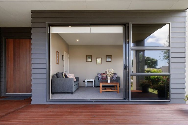 Photo of property in 82 Kulim Avenue, Otumoetai, Tauranga, 3110
