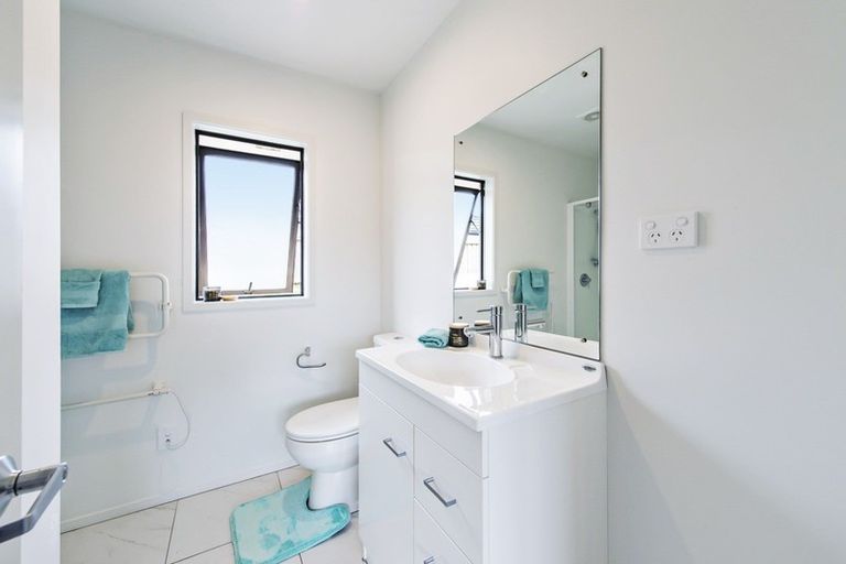 Photo of property in 5 Goodland Place, Rolleston, 7614