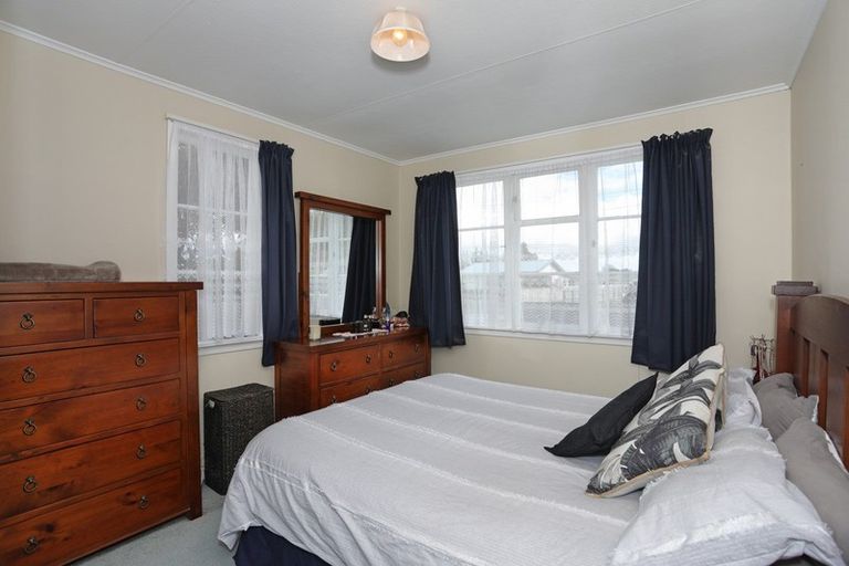 Photo of property in 18 Ngareta Street, Marton, 4710