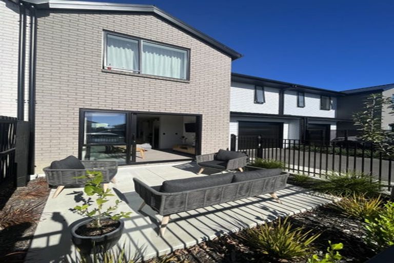 Photo of property in 14 Miromiro Street, Broomfield, Christchurch, 8042