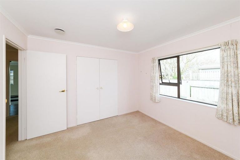 Photo of property in 1 Mcilwaine Place, Marton, 4710