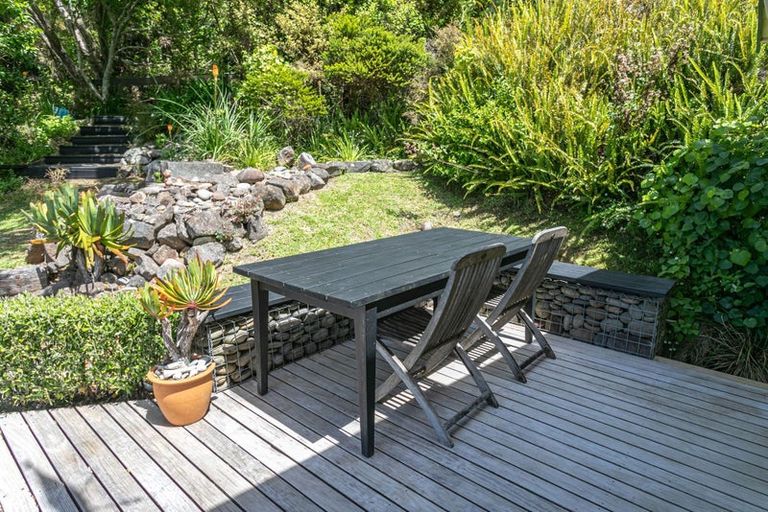 Photo of property in 11 Kowhai Place, Tuateawa, Coromandel, 3583
