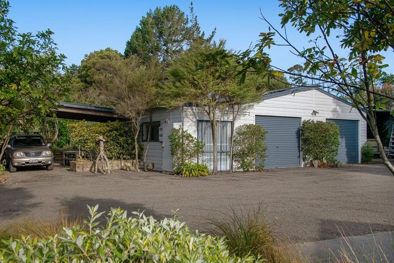 Photo of property in 69a Pipitiwai Drive, Helensville, Kaukapakapa, 0871