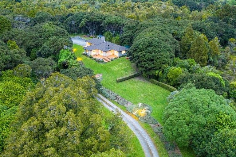 Photo of property in 27 Jacks Bush Road, Waikanae, 5391