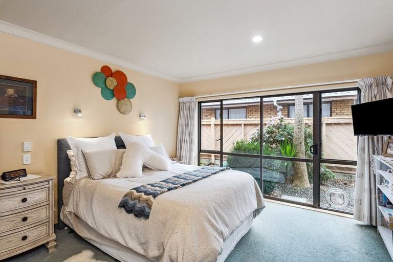 Photo of property in 94 Kapanui Road, Waikanae, 5036