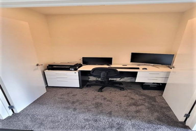 Photo of property in 10 Keats Place, Rolleston, 7614