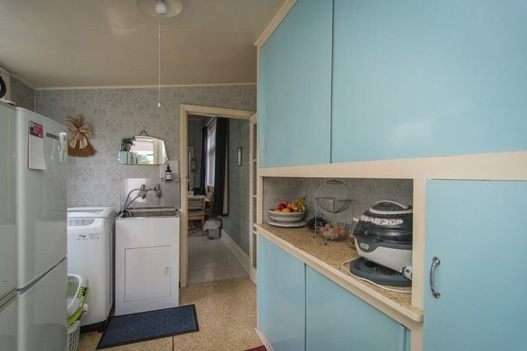 Photo of property in 37 Raymond Street, West End, Timaru, 7910