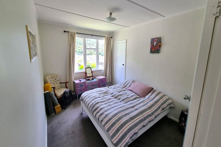 Photo of property in 45 Judd Crescent, Naenae, Lower Hutt, 5011