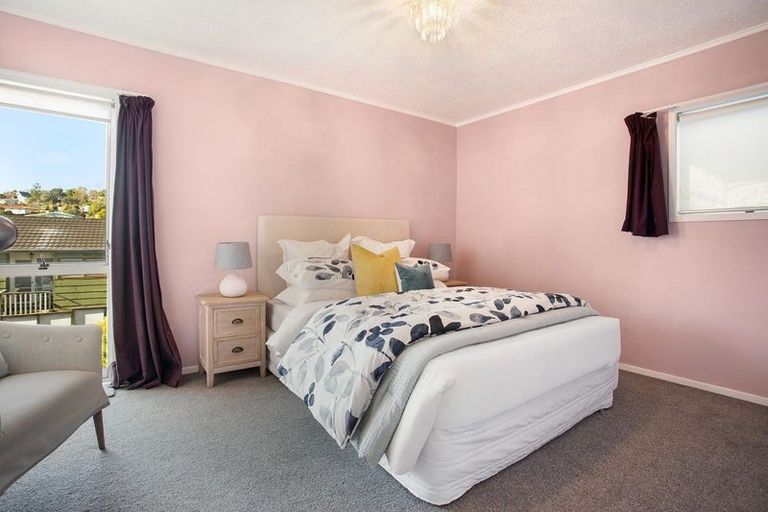 Photo of property in 1/13 Redwing Street, Browns Bay, Auckland, 0630