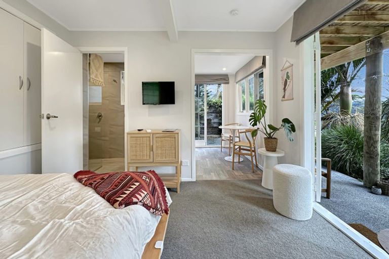 Photo of property in 665 South Titirangi Road, Titirangi, Auckland, 0604