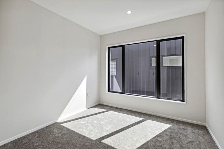 Photo of property in 647c Te Atatu Road, Te Atatu Peninsula, Auckland, 0610