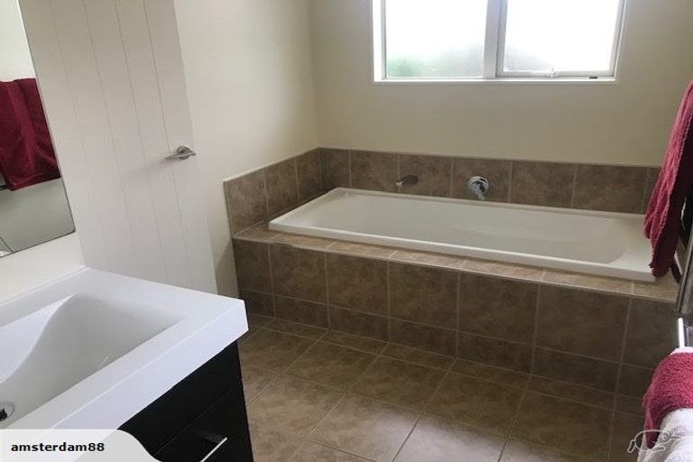 Photo of property in 18 Cameron Street, Sydenham, Christchurch, 8023