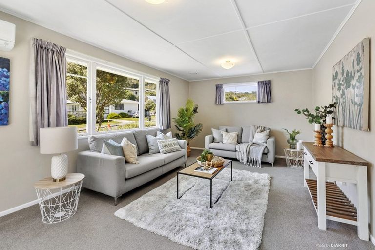 Photo of property in 142 Campbell Street, Karori, Wellington, 6012