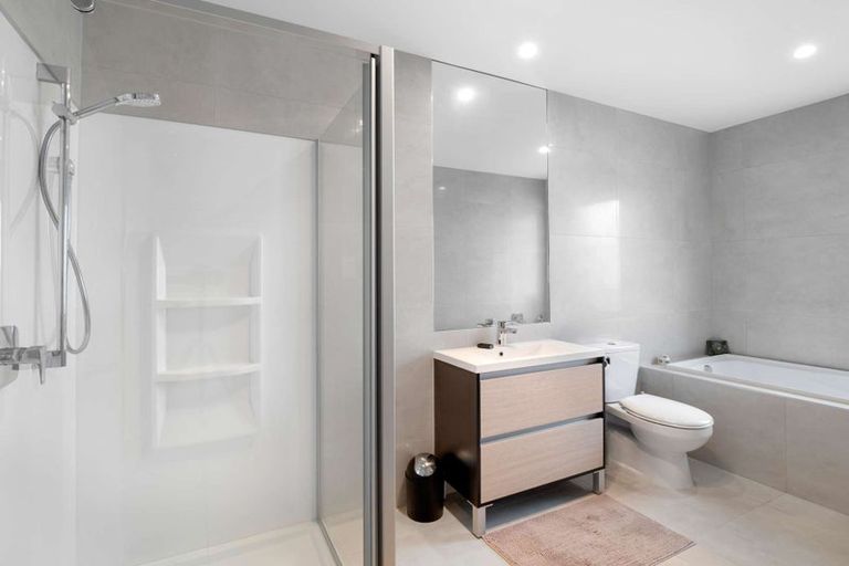 Photo of property in 3 Taikura Avenue, Red Beach, 0932