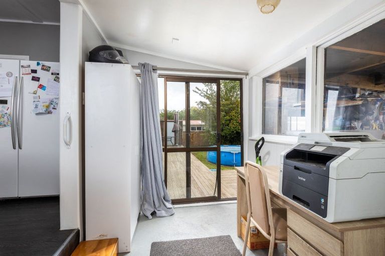 Photo of property in 10 Miranda Street, Stratford, 4332