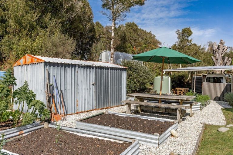 Photo of property in 167 Darkies Terrace Road, Charleston, Cape Foulwind, 7892