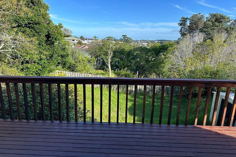 Photo of property in 24 Spencer Road, Pinehill, Auckland, 0632