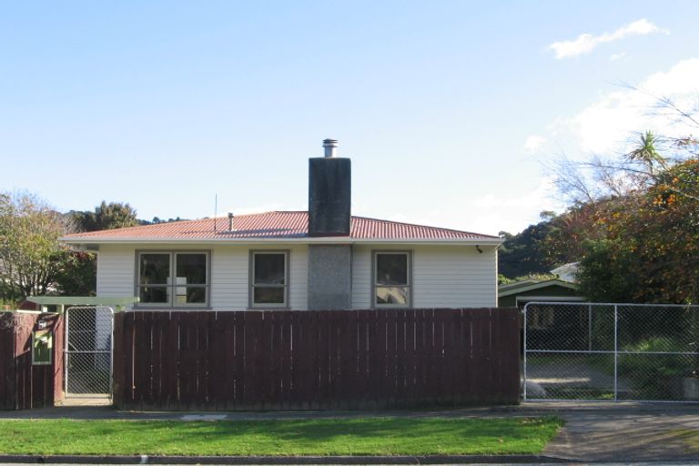 Photo of property in 51 Meremere Street, Wainuiomata, Lower Hutt, 5014