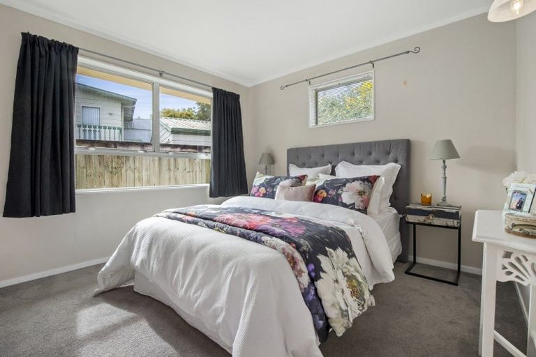 Photo of property in 4 Parvin Place, Pukekohe, 2120