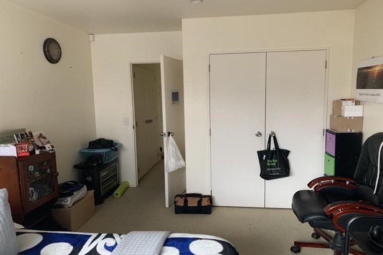 Photo of property in 15 Lizzie Lane, Clover Park, Auckland, 2019